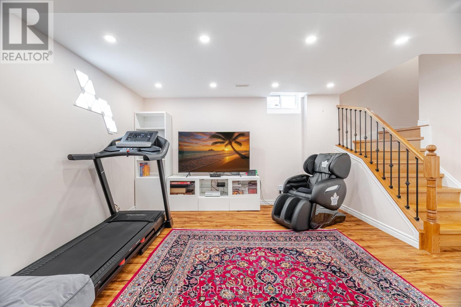 Photo 39 of 5574 Freshwater Drive, Mississauga ON