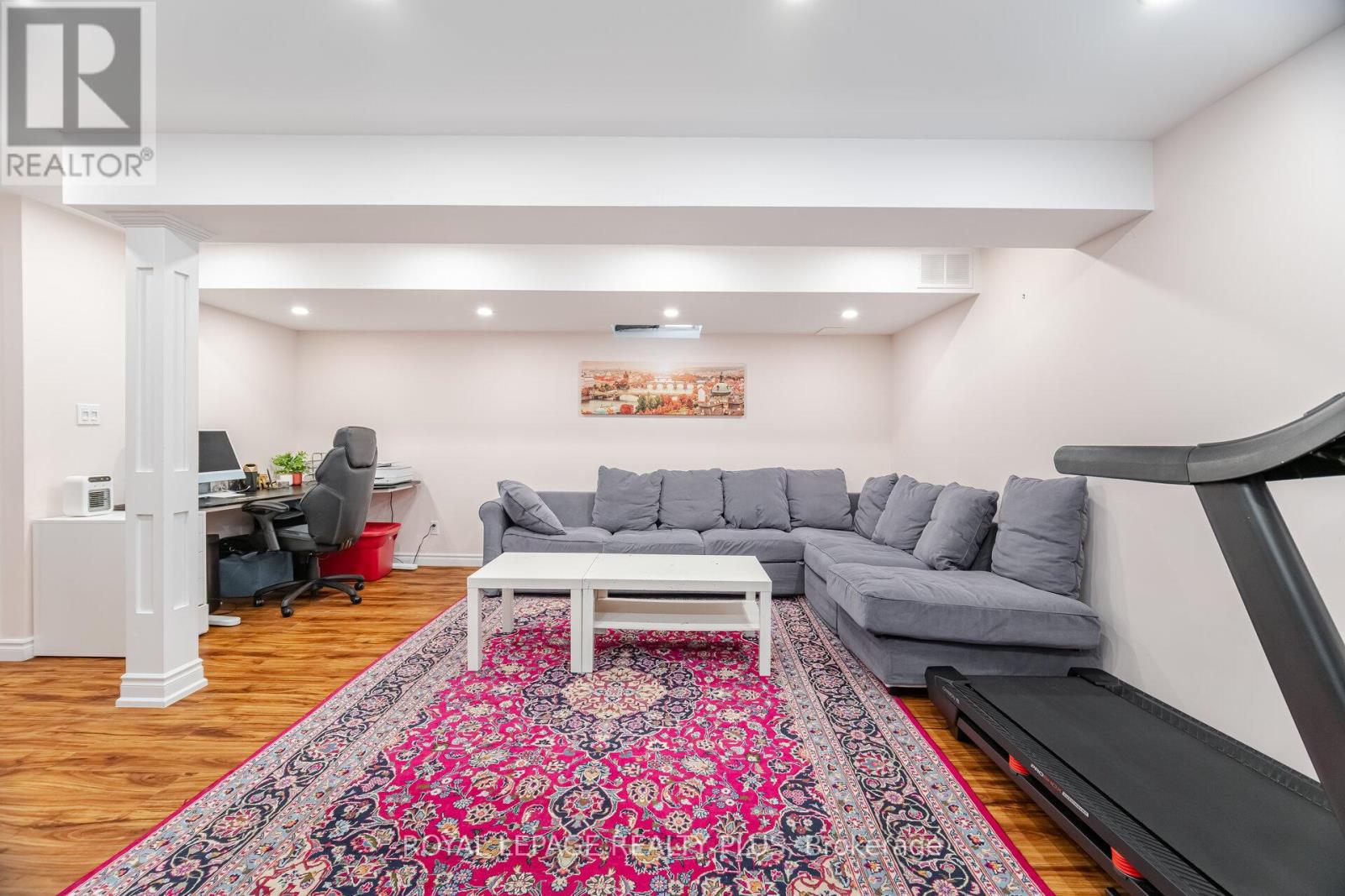 Photo 40 of 5574 Freshwater Drive, Mississauga ON