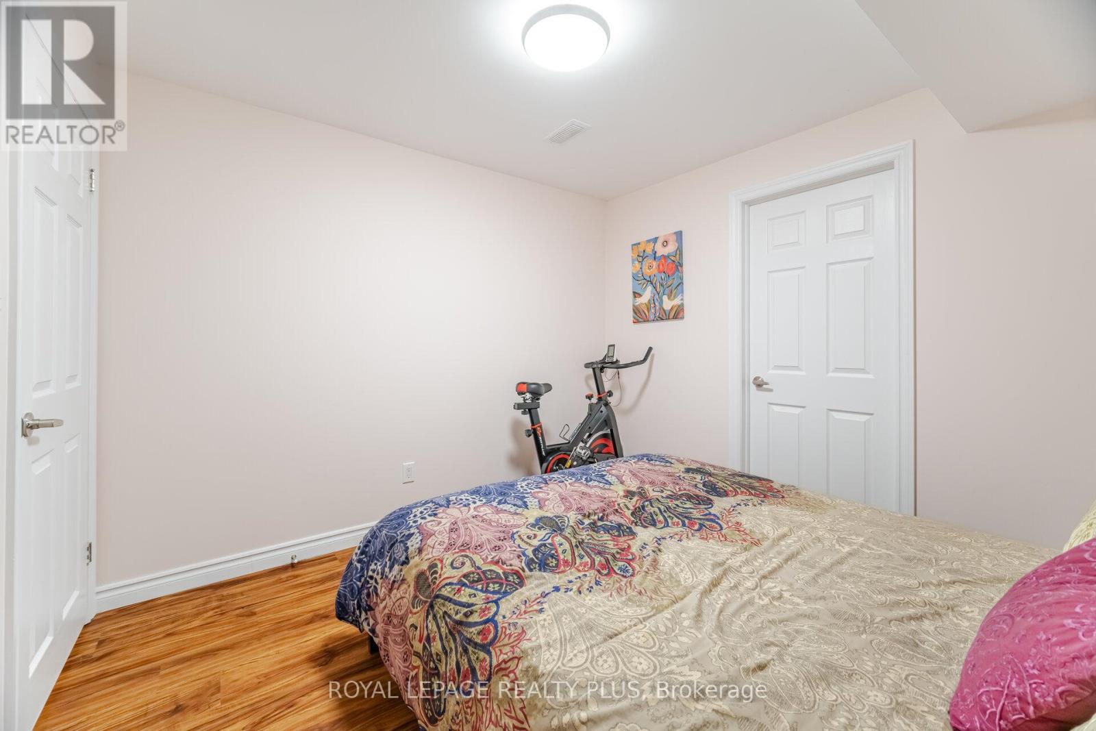 Photo 45 of 5574 Freshwater Drive, Mississauga ON