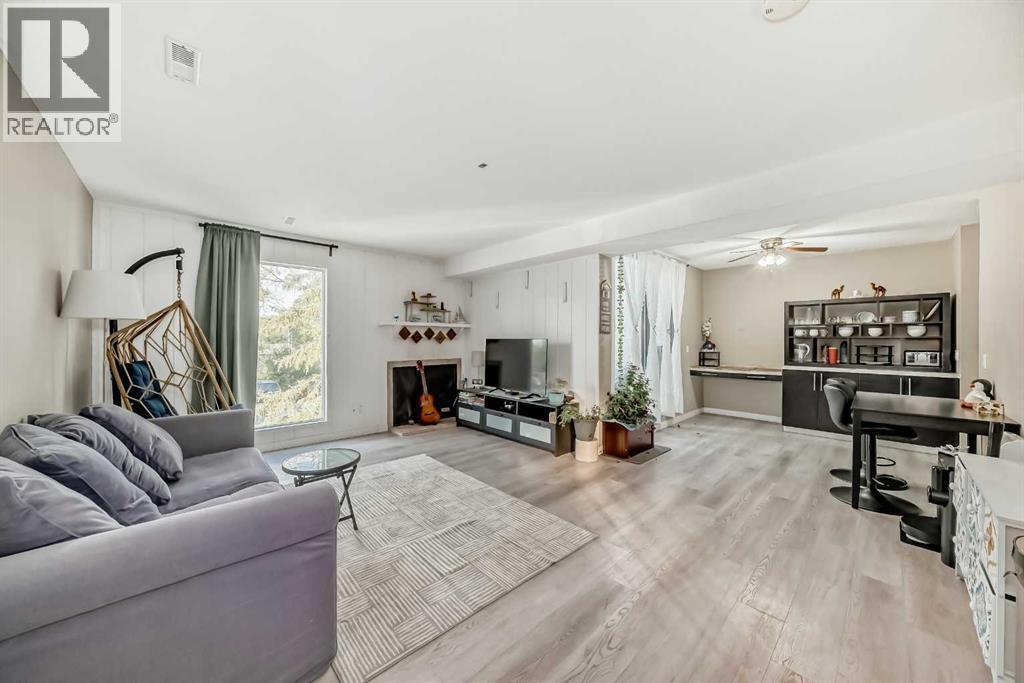 Photo 11 of 409 3500 Varsity Drive Nw, Calgary AB
