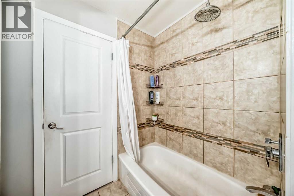 Photo 31 of 409 3500 Varsity Drive Nw, Calgary AB