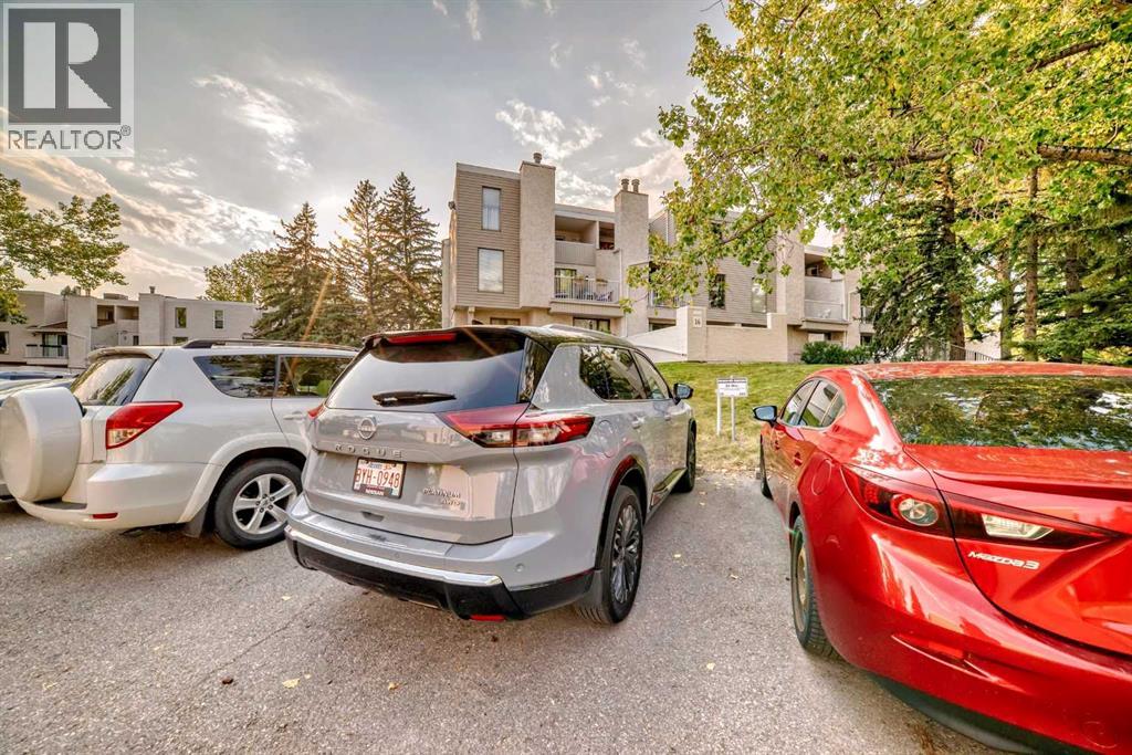 Photo 34 of 409 3500 Varsity Drive Nw, Calgary AB
