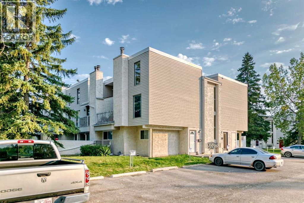 Photo 36 of 409 3500 Varsity Drive Nw, Calgary AB