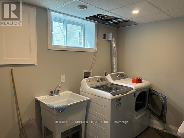Photo 6 of 699 Ninth Avenue, Hamilton ON