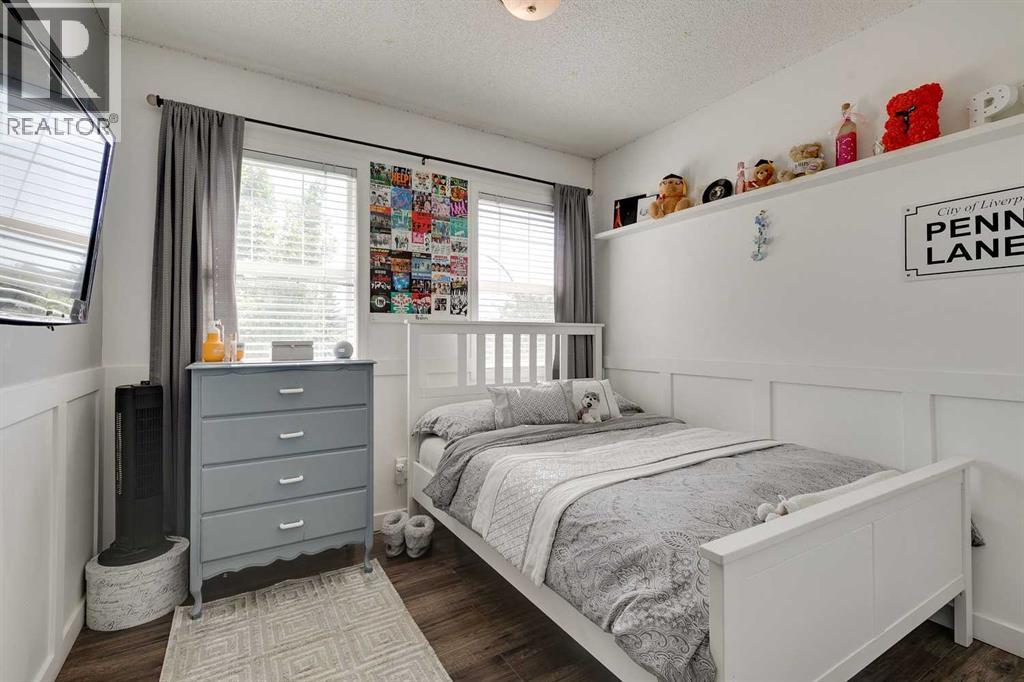 Single Family House for Sale in  Copperfield Heights SE Copperfield Calgary 