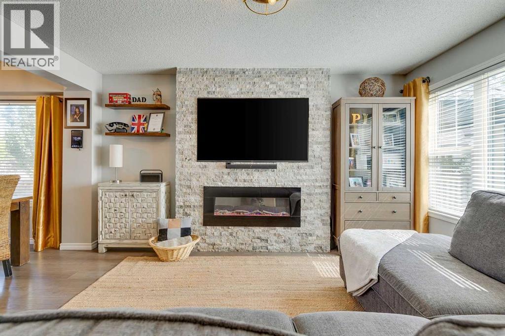 Single Family House for Sale in  Copperfield Heights SE Copperfield Calgary 