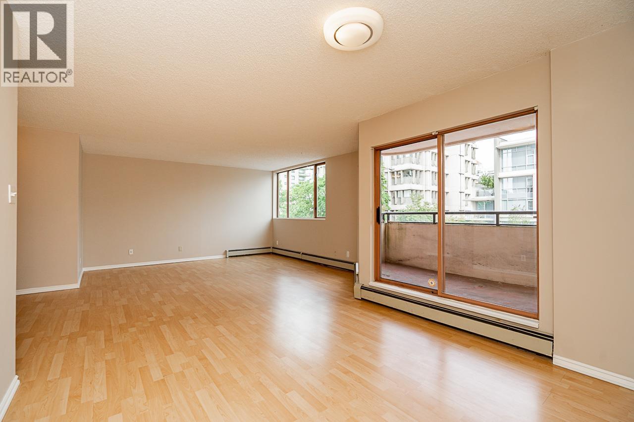 Photo 6 of 205 612 Fifth Avenue, New Westminster BC