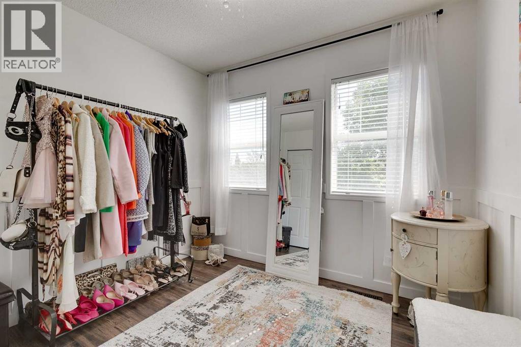 Single Family House for Sale in  Copperfield Heights SE Copperfield Calgary 