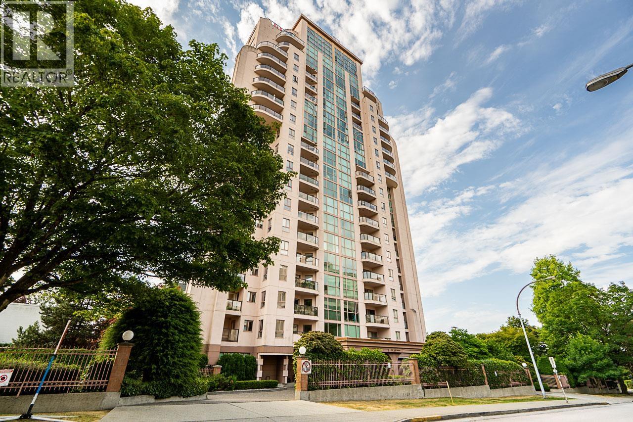 Photo 1 of 205 612 Fifth Avenue, New Westminster BC