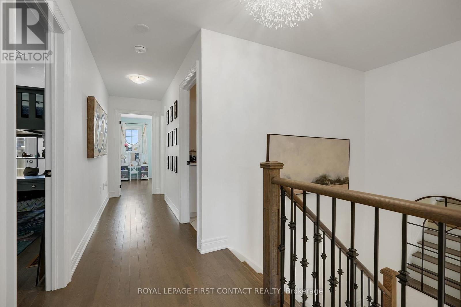 Photo 21 of 241 Jim Mortson Drive, East Gwillimbury ON
