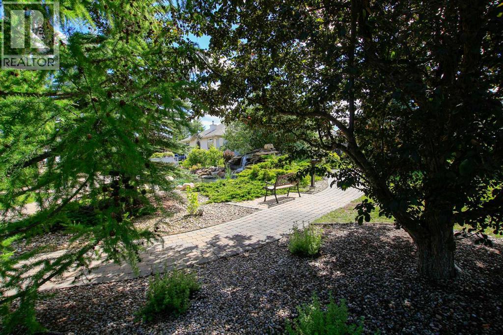 Photo 16 of 49 173 Austin Drive, Red Deer AB