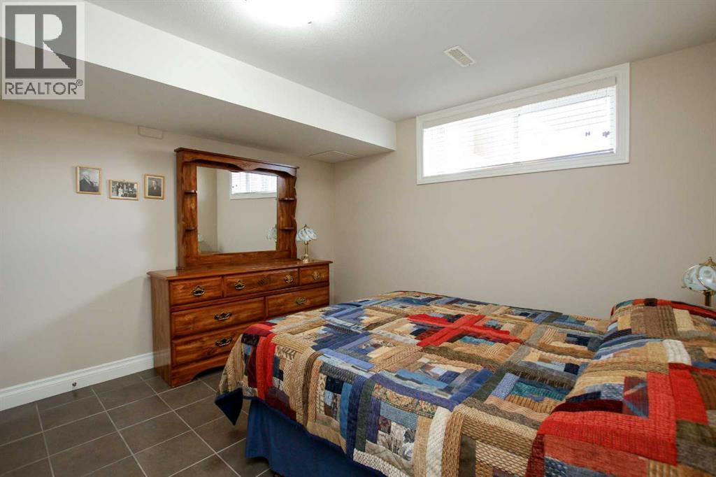 Photo 35 of 49 173 Austin Drive, Red Deer AB