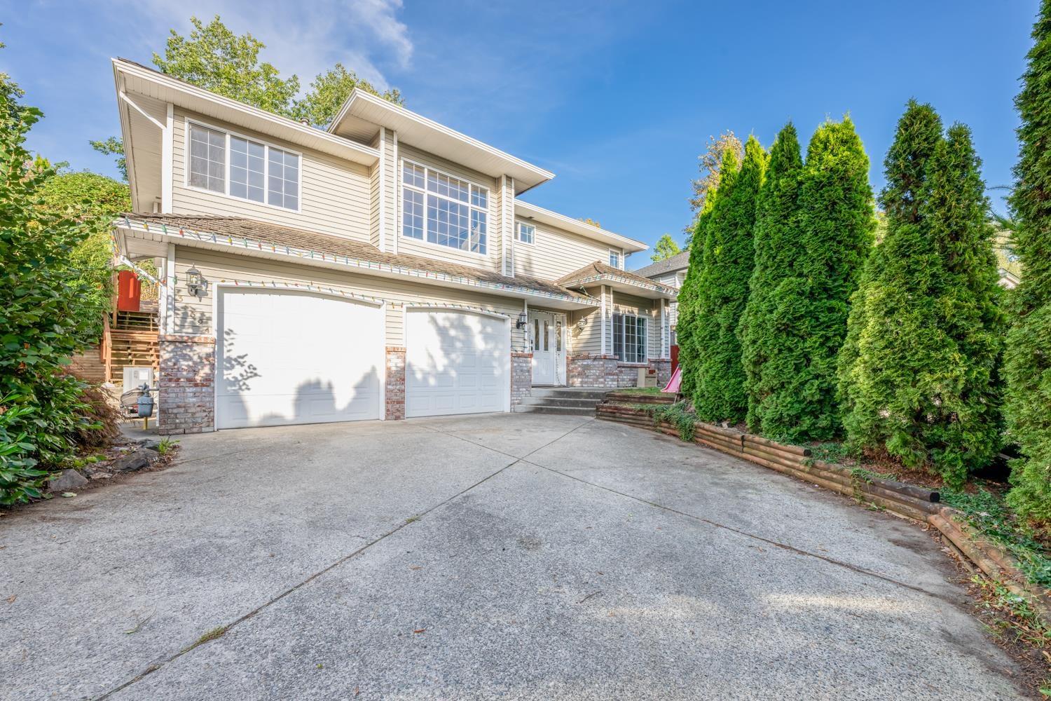 Photo 1 of 35624 Dina Place, Abbotsford BC