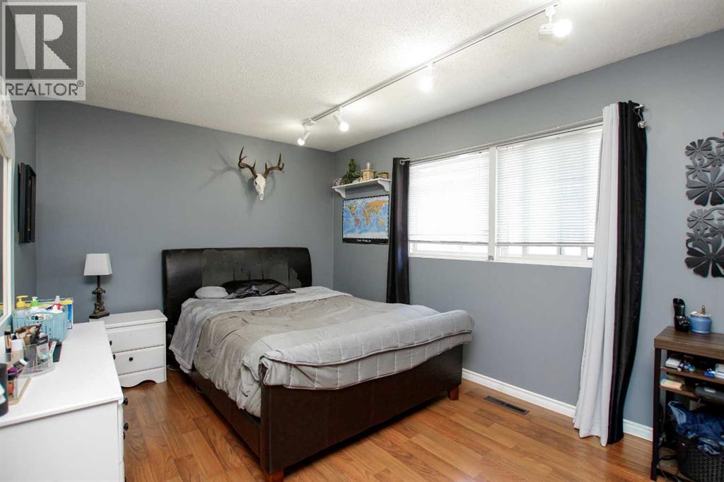 Photo 21 of 4 Mckee Close, Red Deer AB