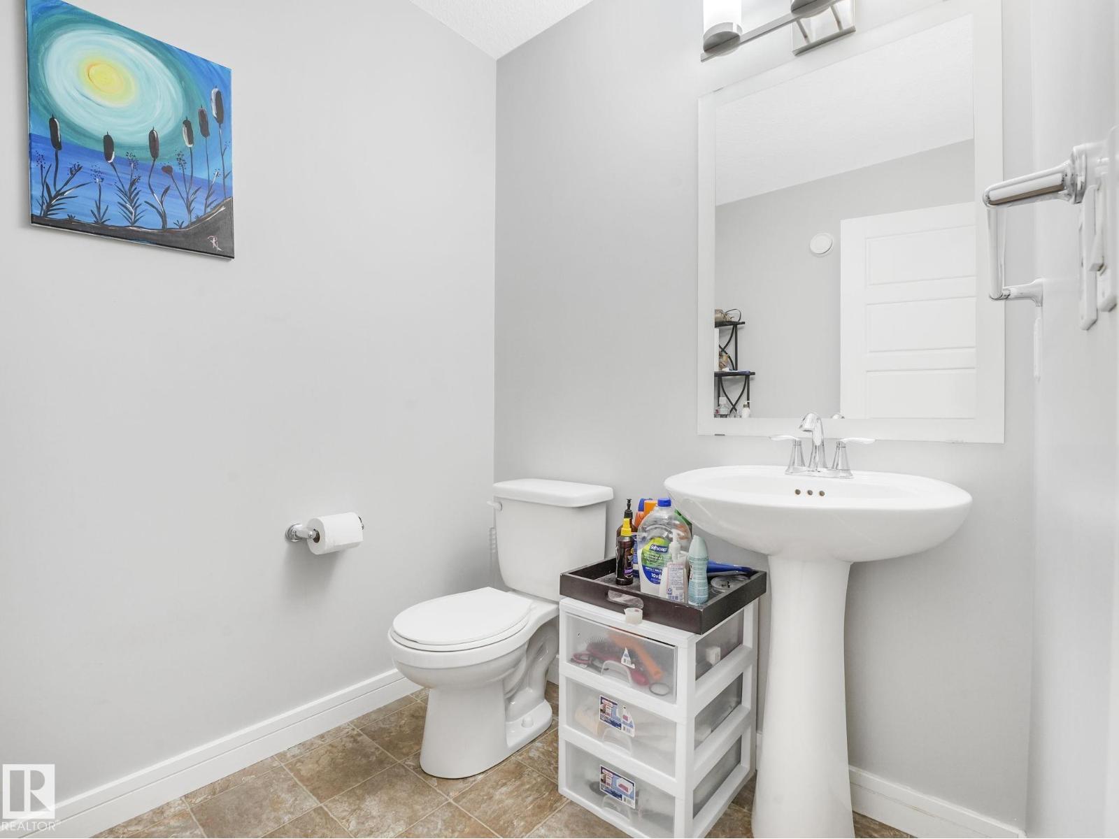 Photo 18 of 4503 126 Av Nw, Edmonton AB