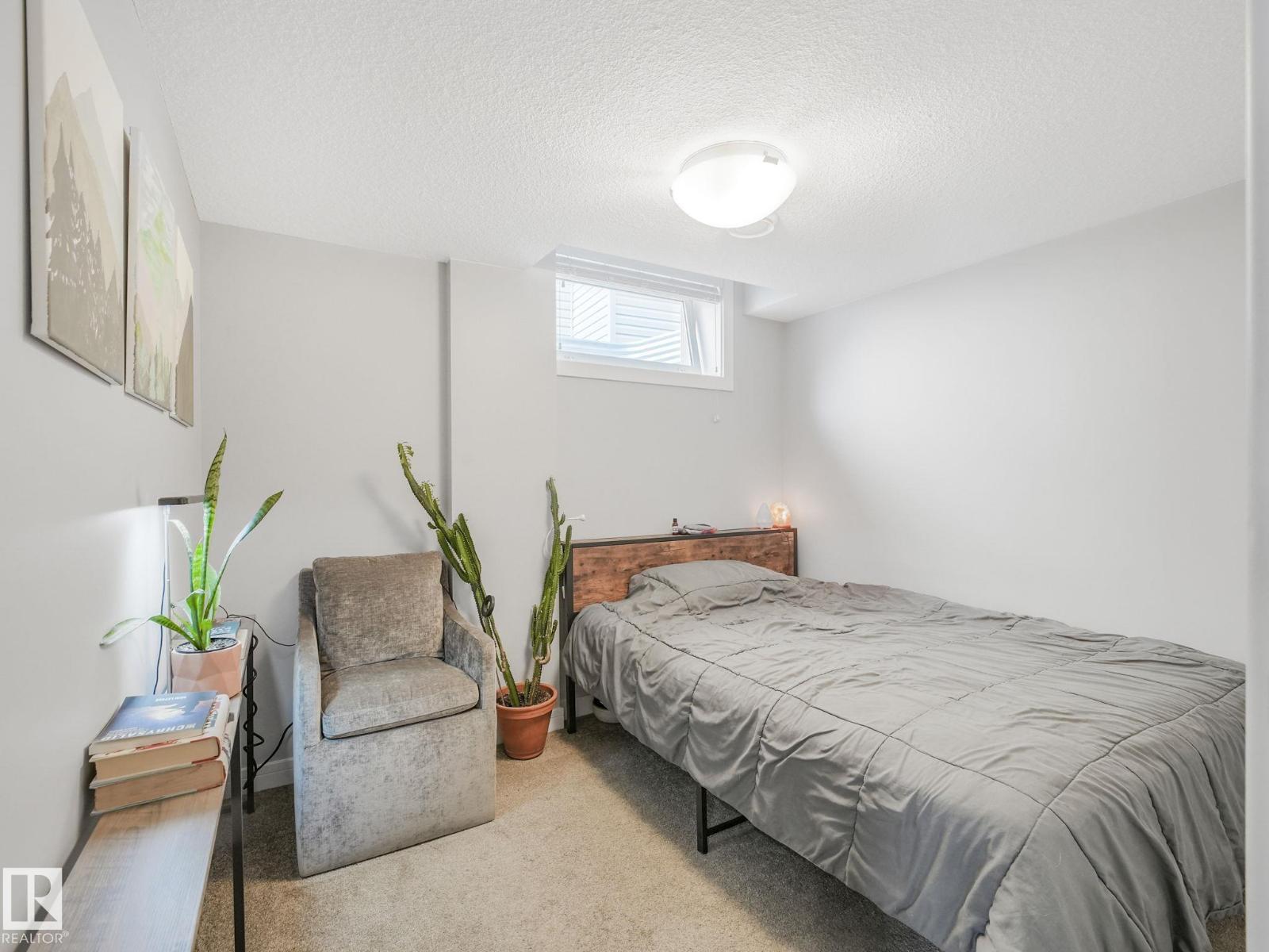 Photo 42 of 4503 126 Av Nw, Edmonton AB