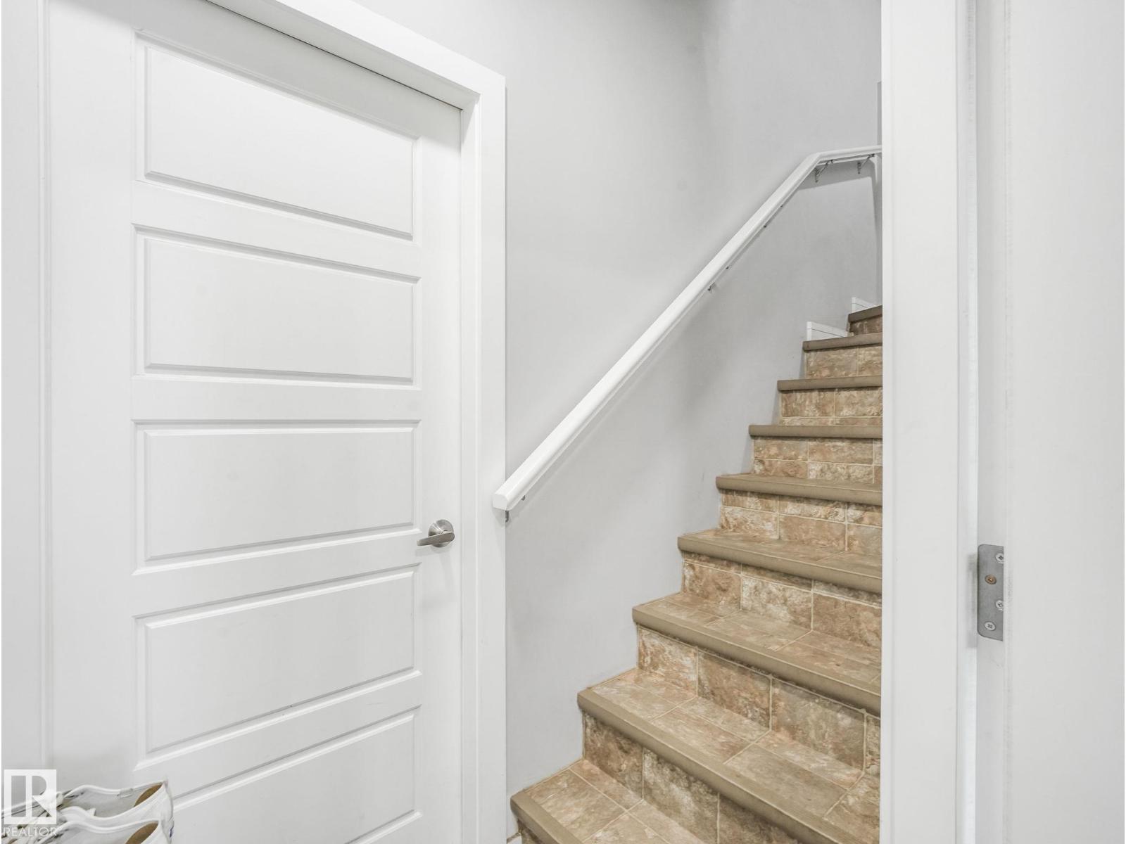 Photo 46 of 4503 126 Av Nw, Edmonton AB