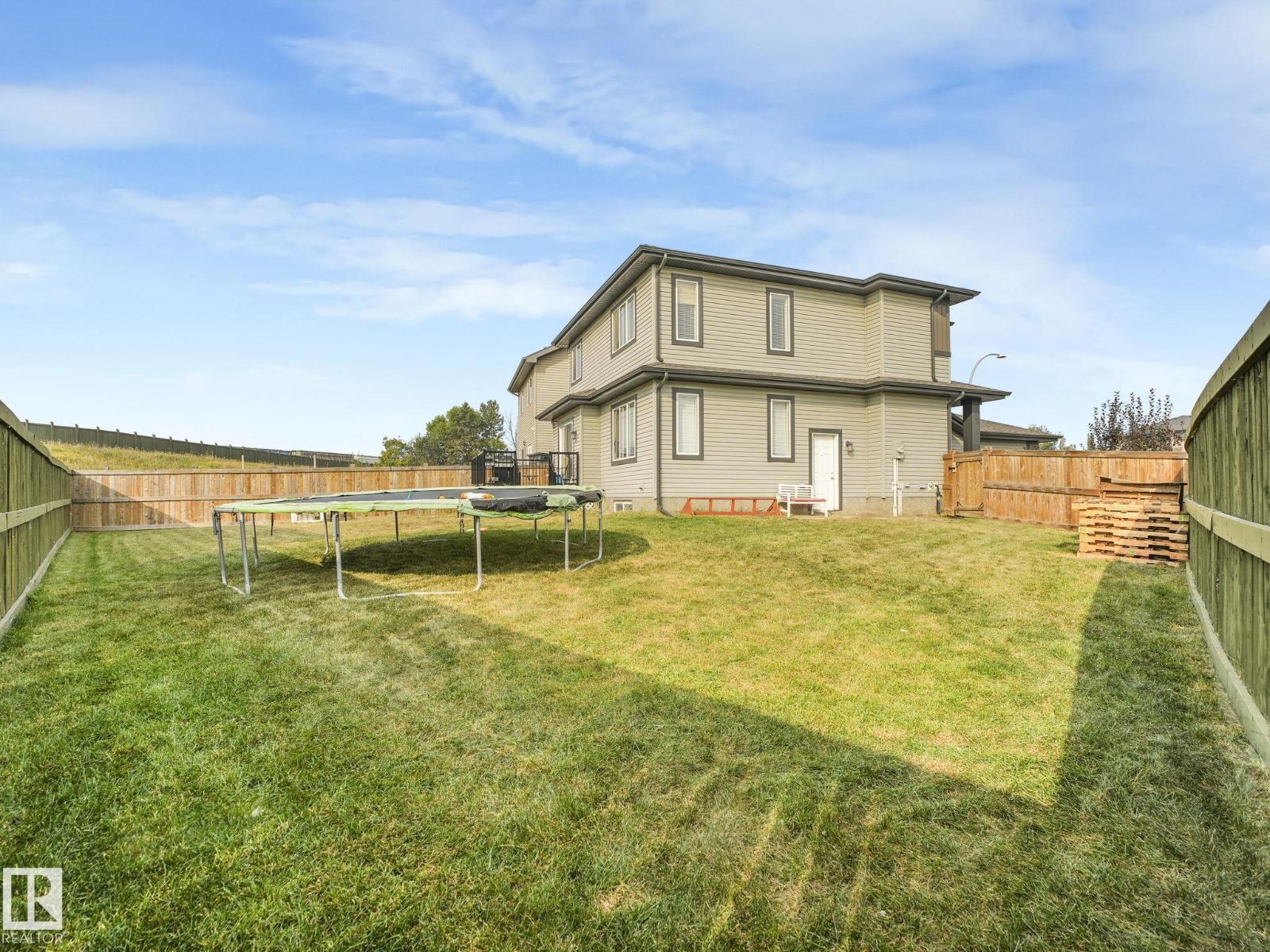 Photo 48 of 4503 126 Av Nw, Edmonton AB