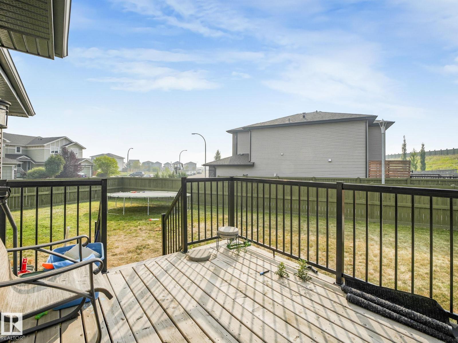 Photo 52 of 4503 126 Av Nw, Edmonton AB