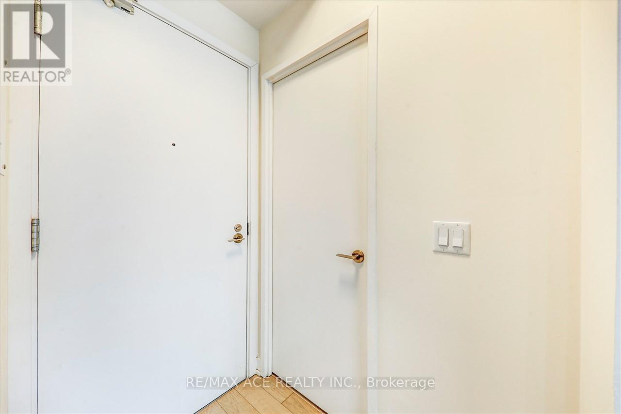 Photo 12 of S 317 455 Front Street E, Toronto ON
