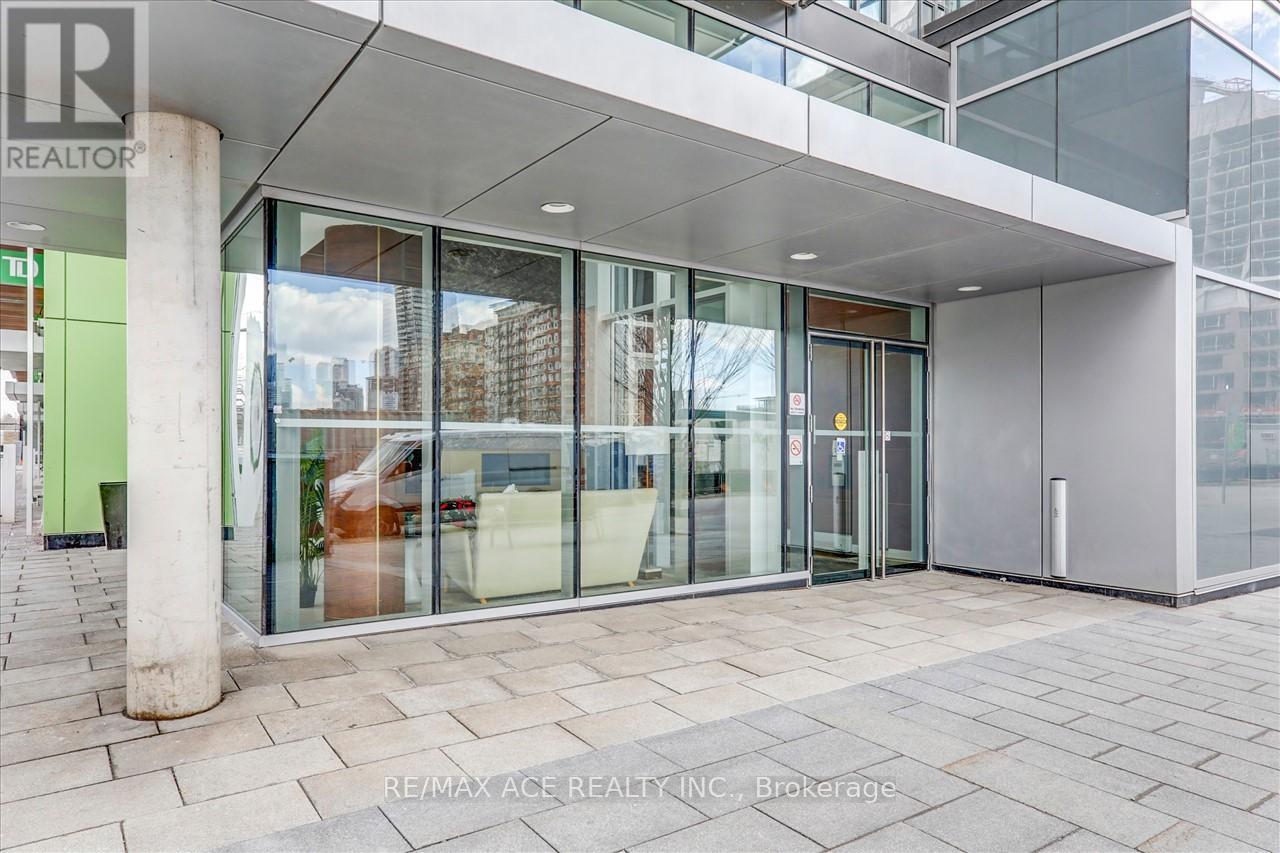 Photo 6 of S 317 455 Front Street E, Toronto ON