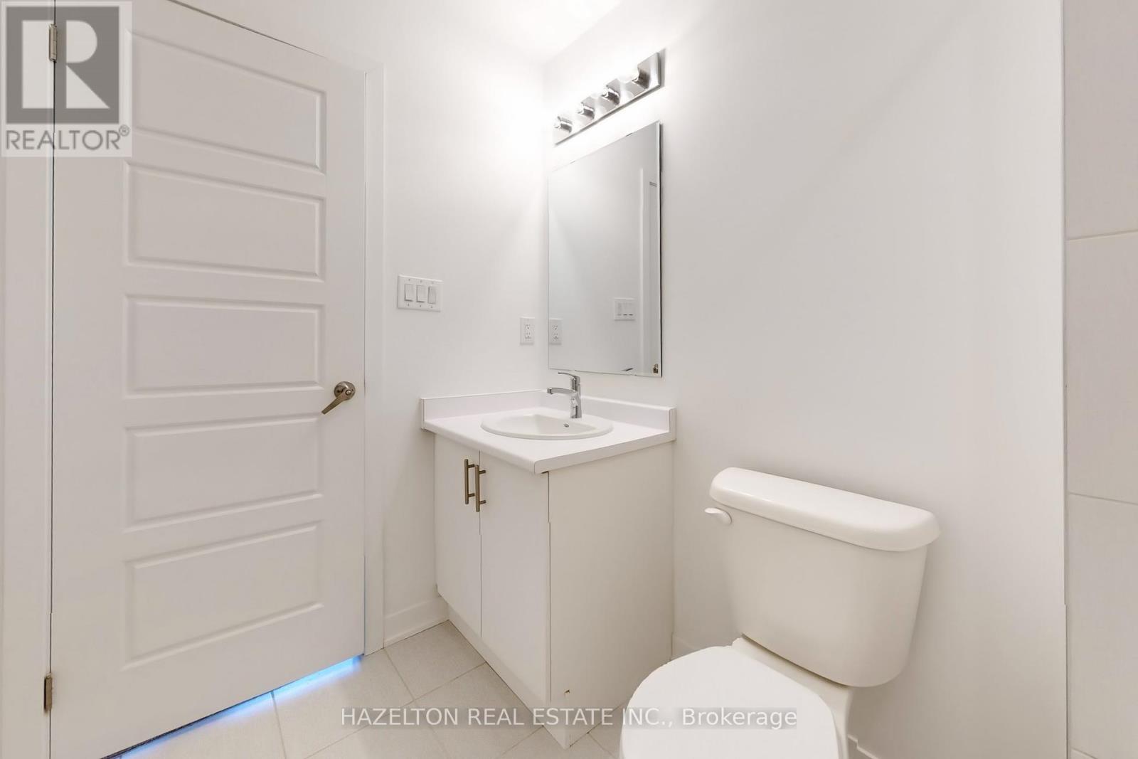 Photo 22 of 26 Calloway Way, Whitby ON