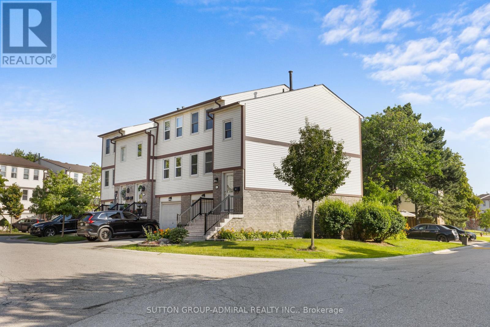 Photo 2 of 63 7340 Copenhagen Road, Mississauga ON