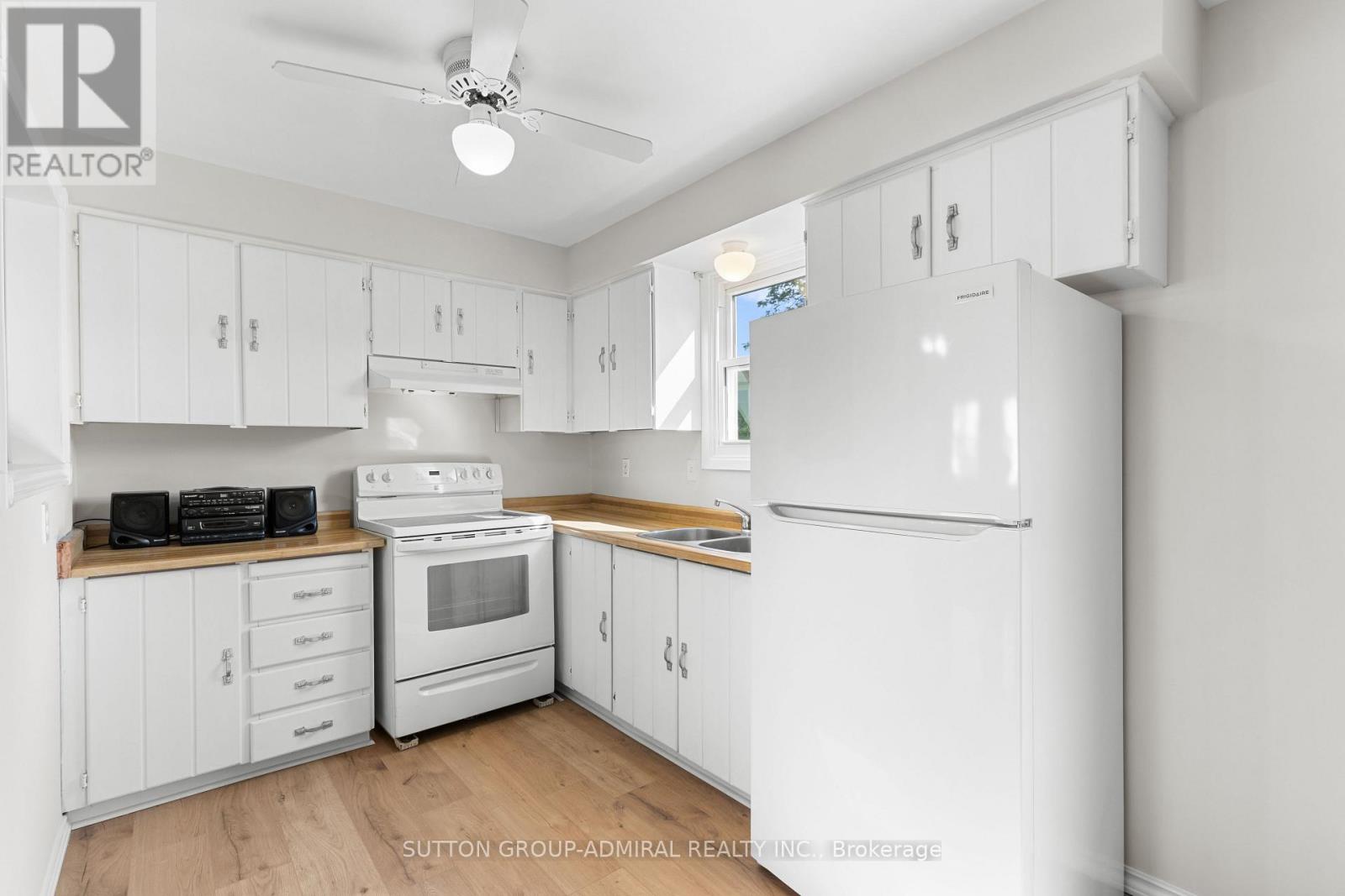 Photo 7 of 63 7340 Copenhagen Road, Mississauga ON