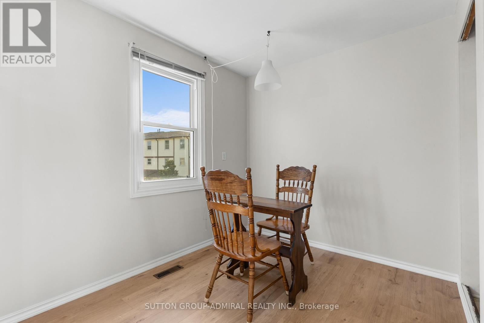 Photo 9 of 63 7340 Copenhagen Road, Mississauga ON