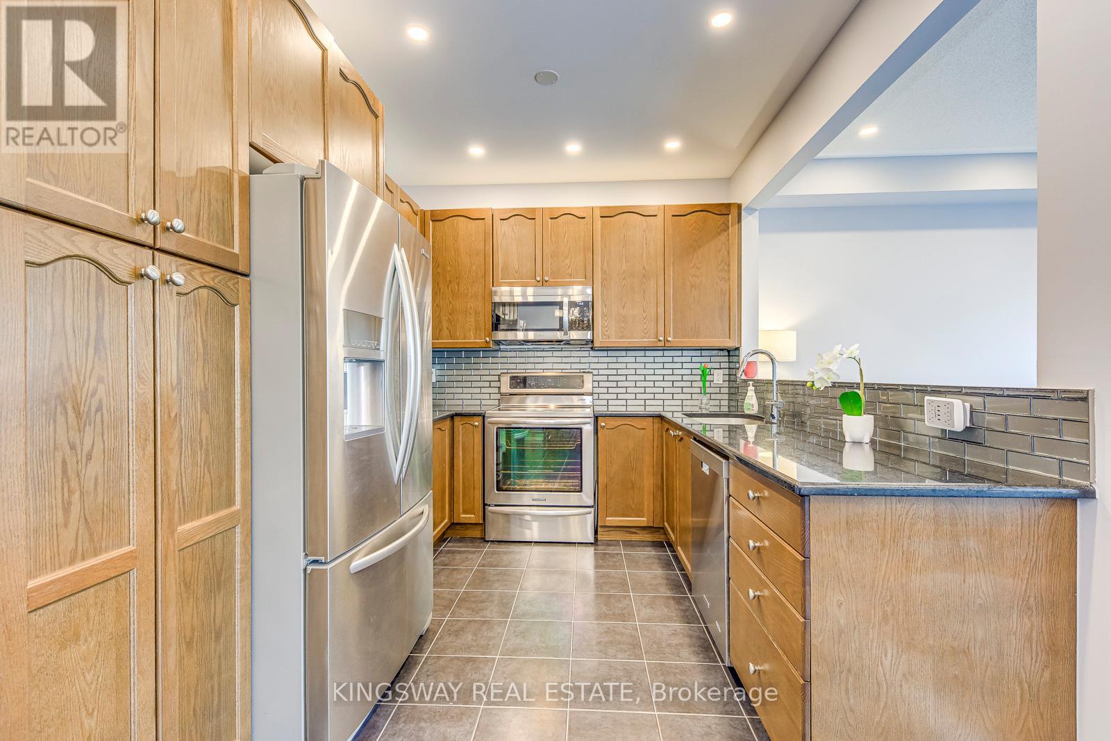Photo 17 of 423 Cedric Terrace, Milton ON