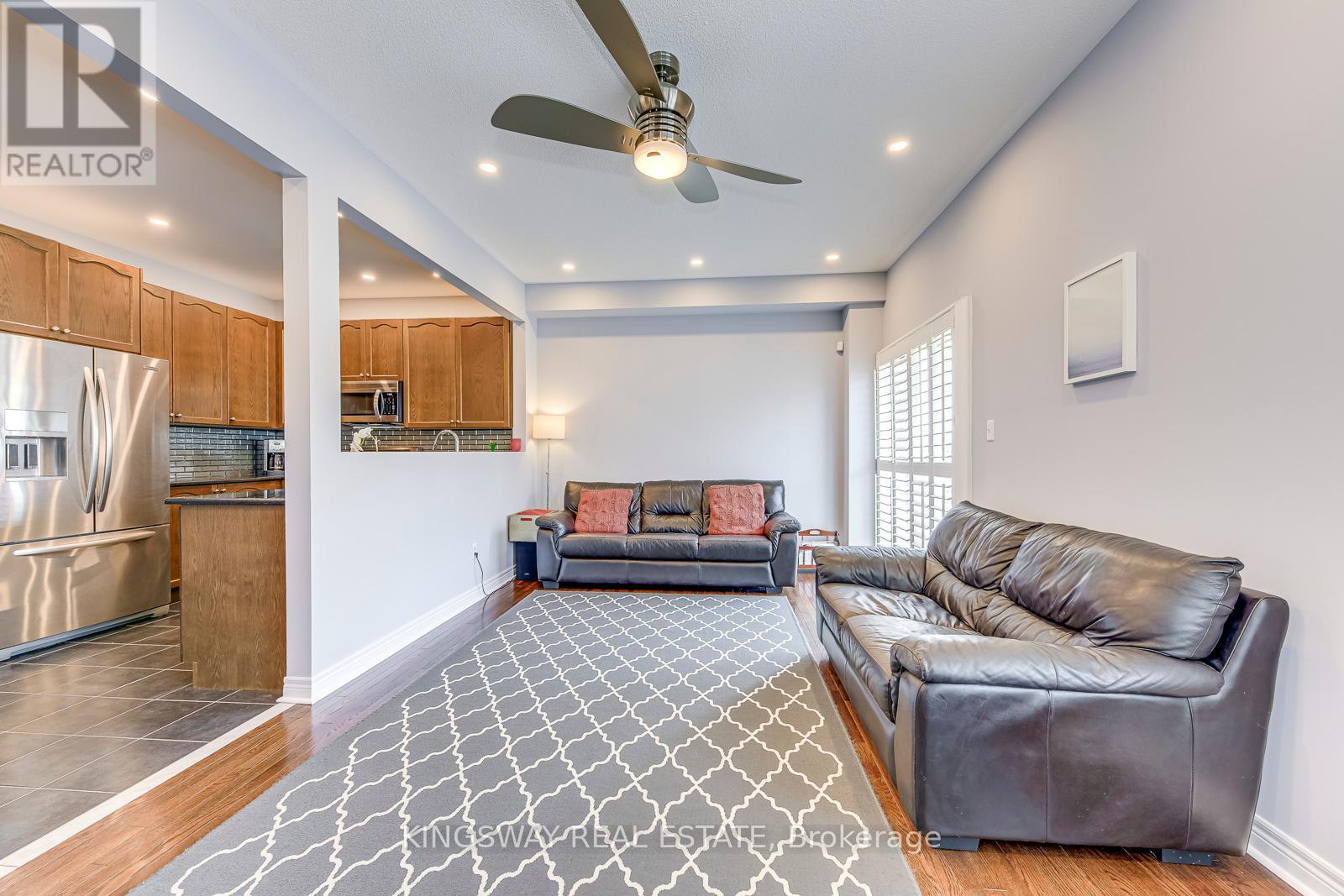 Photo 21 of 423 Cedric Terrace, Milton ON