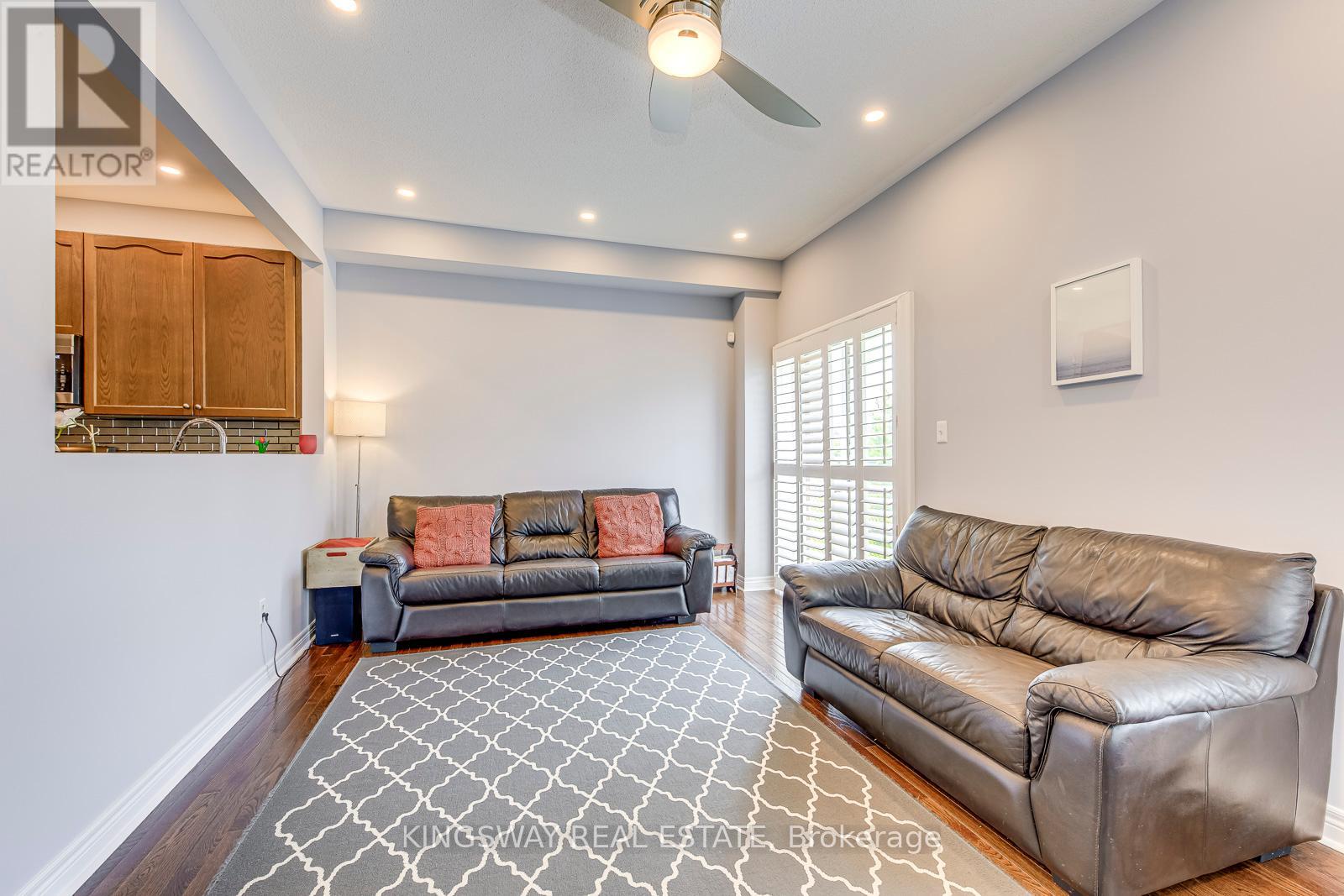 Photo 22 of 423 Cedric Terrace, Milton ON