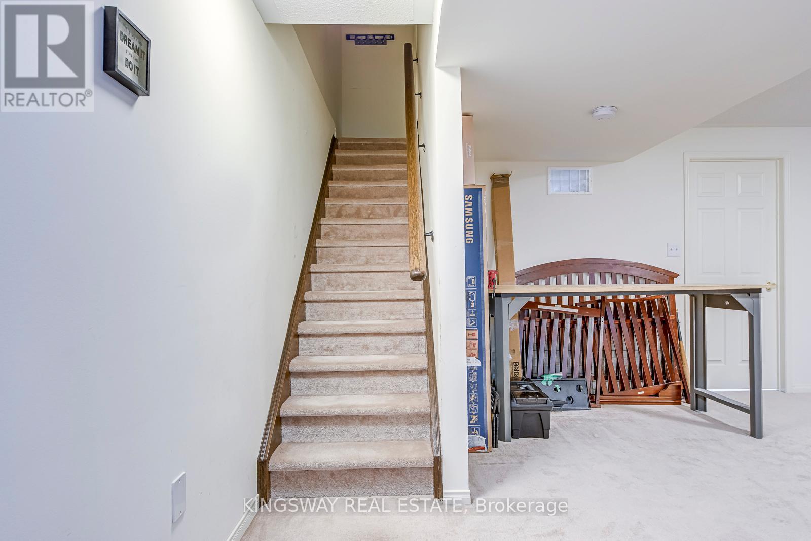 Photo 42 of 423 Cedric Terrace, Milton ON