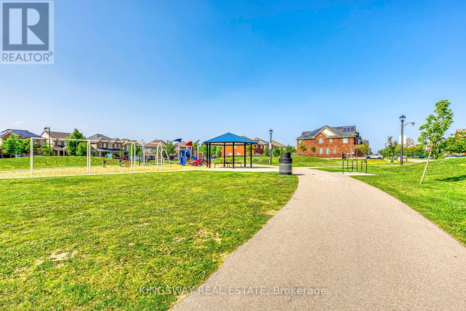 Photo 5 of 423 Cedric Terrace, Milton ON