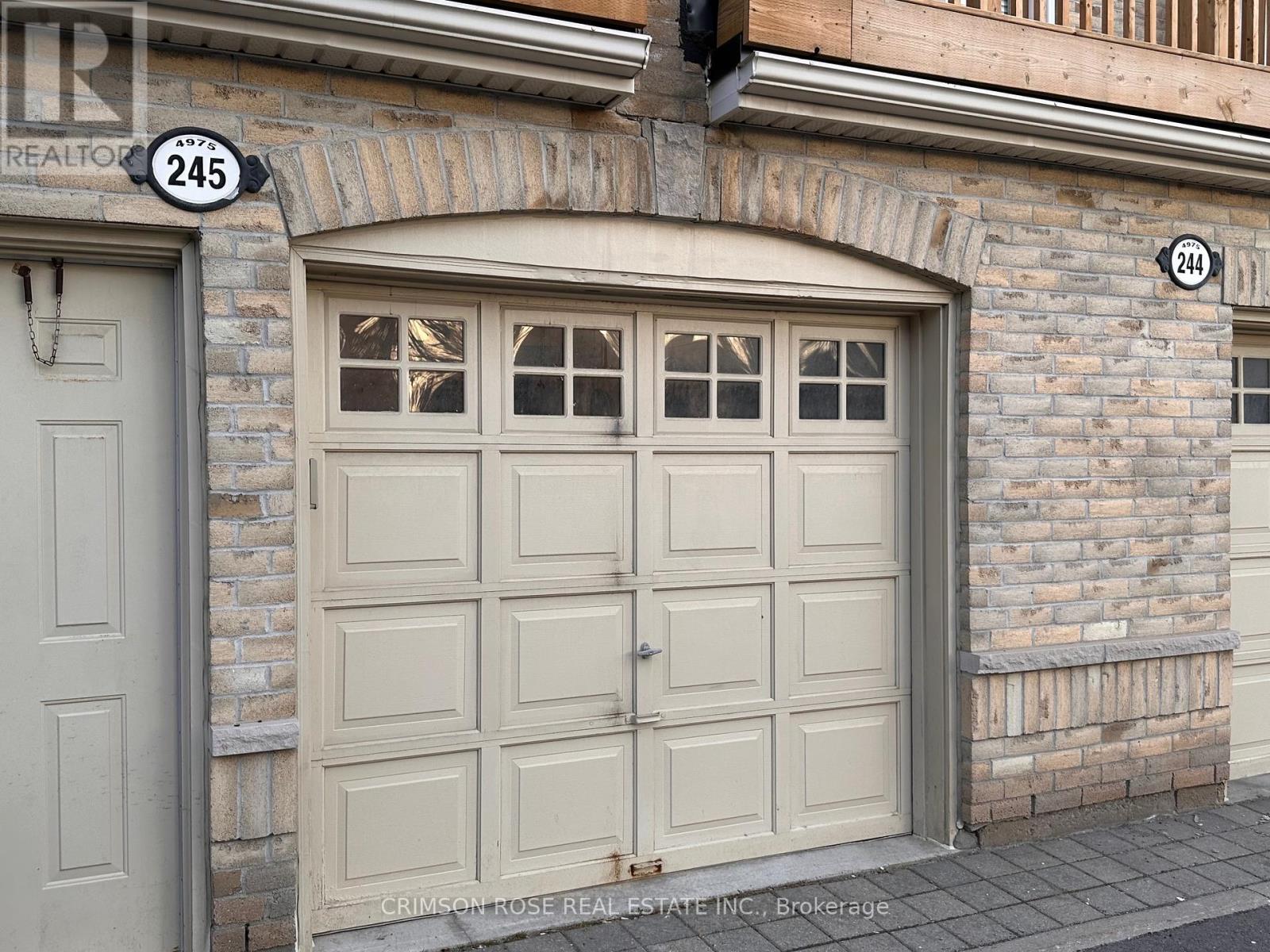 Photo 13 of 245 4975 Southampton Drive, Mississauga ON