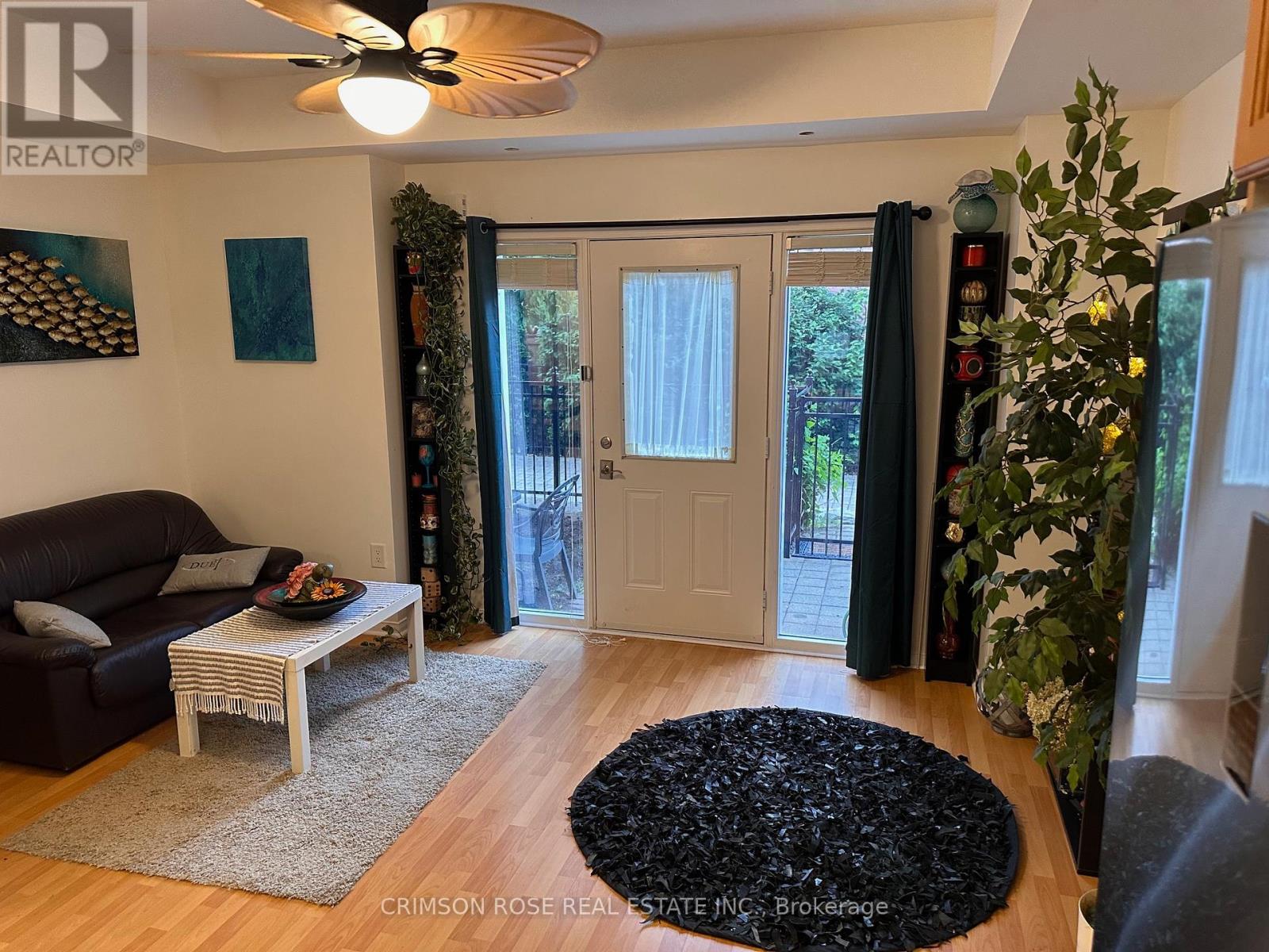 Photo 5 of 245 4975 Southampton Drive, Mississauga ON