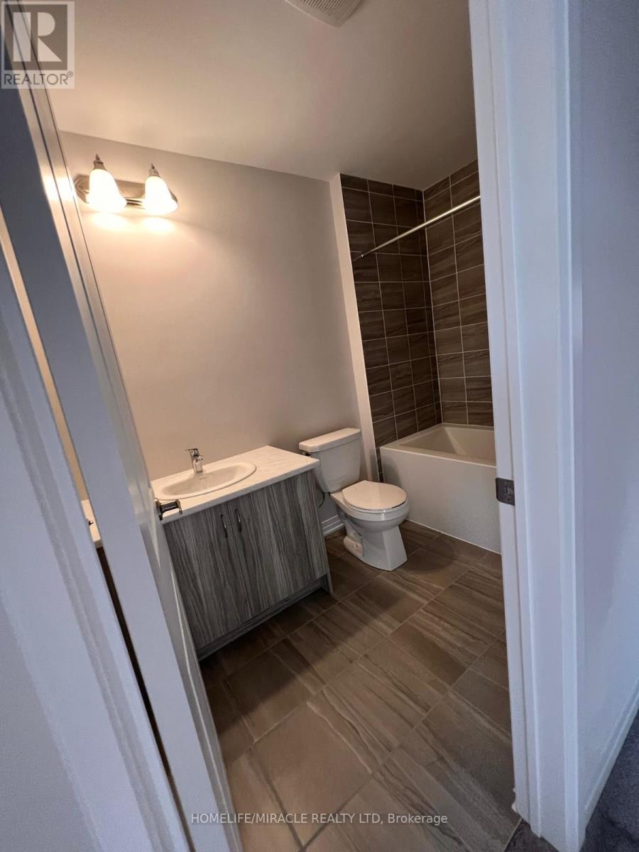 Photo 15 of 302 585 Colborne Street, Brantford ON
