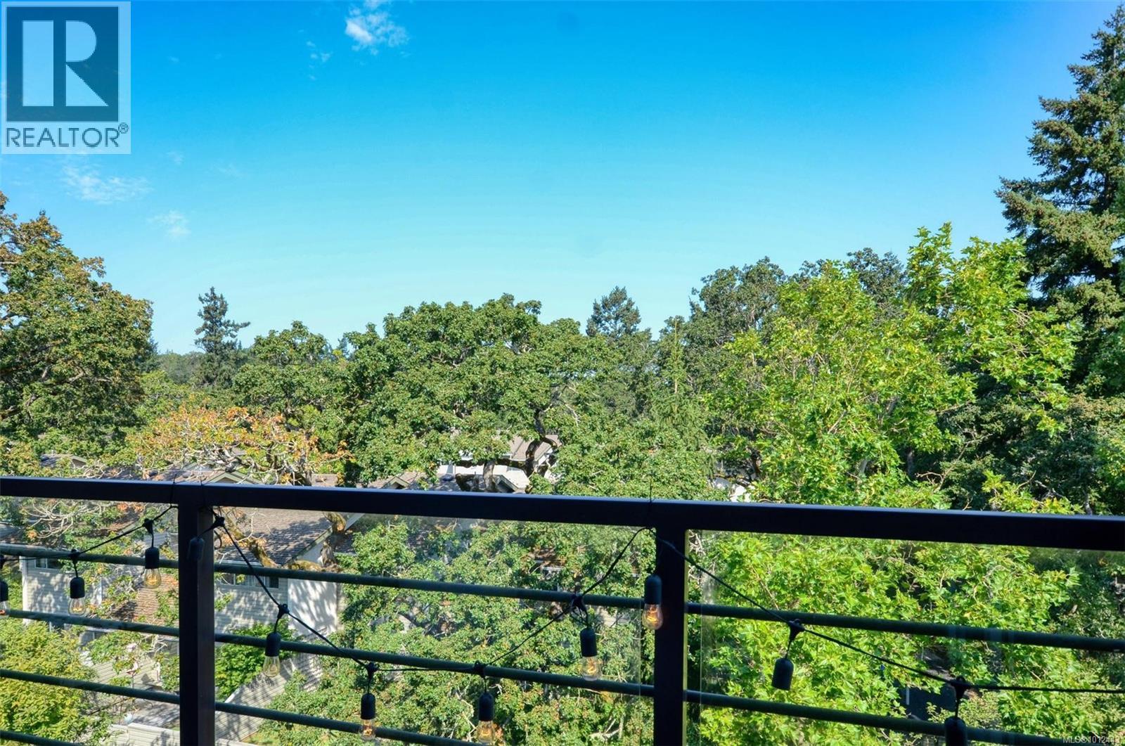 Photo 24 of 405 982 Mckenzie Ave, Saanich BC