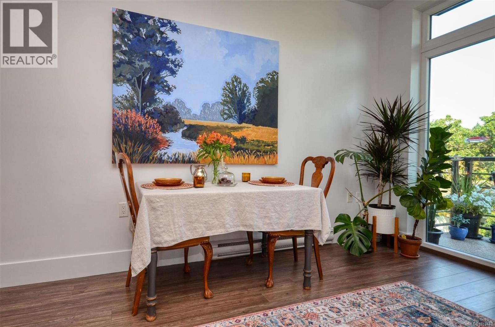 Photo 6 of 405 982 Mckenzie Ave, Saanich BC