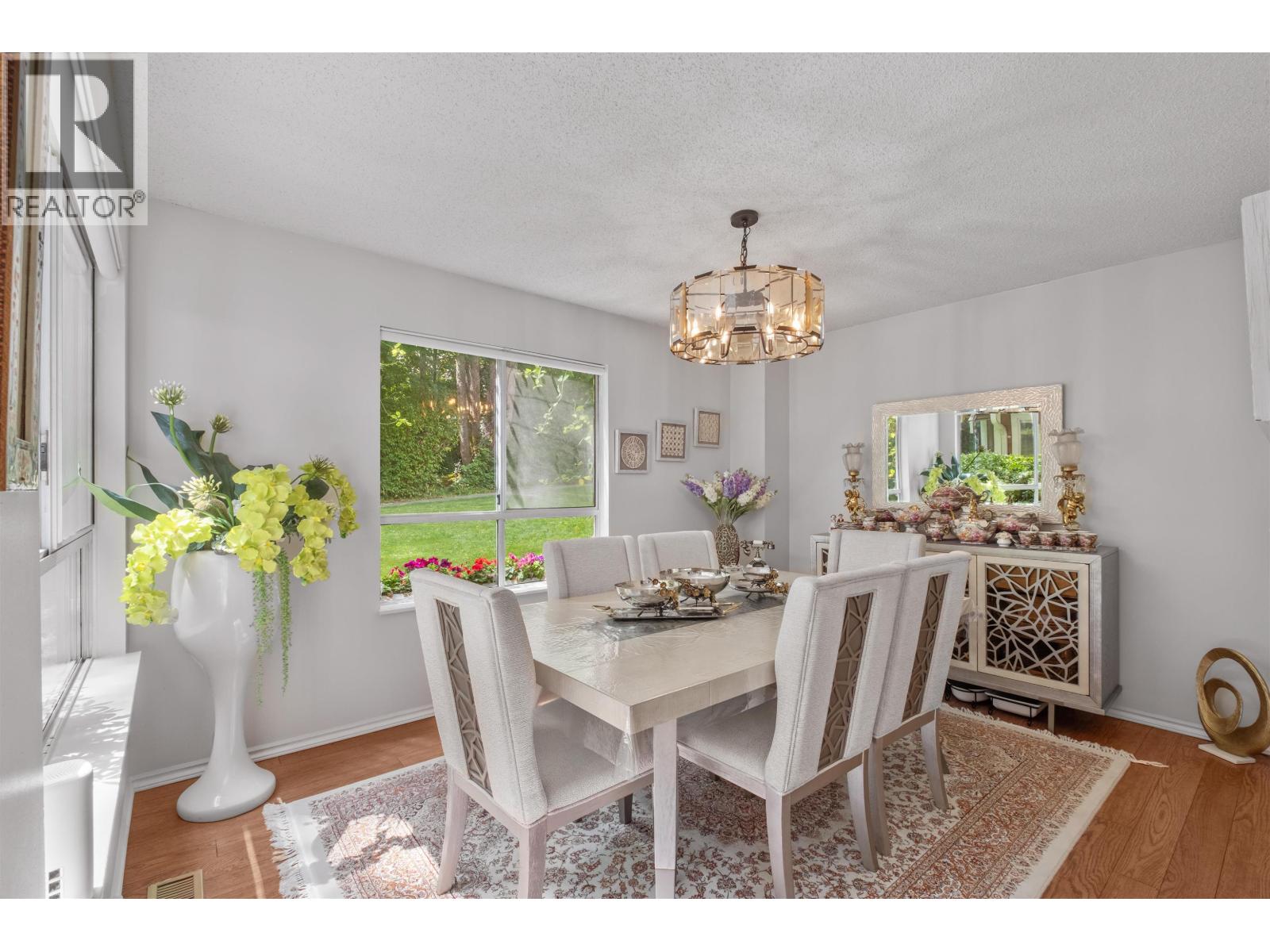 Photo 5 of 66 9000 Ash Grove Crescent, Burnaby BC