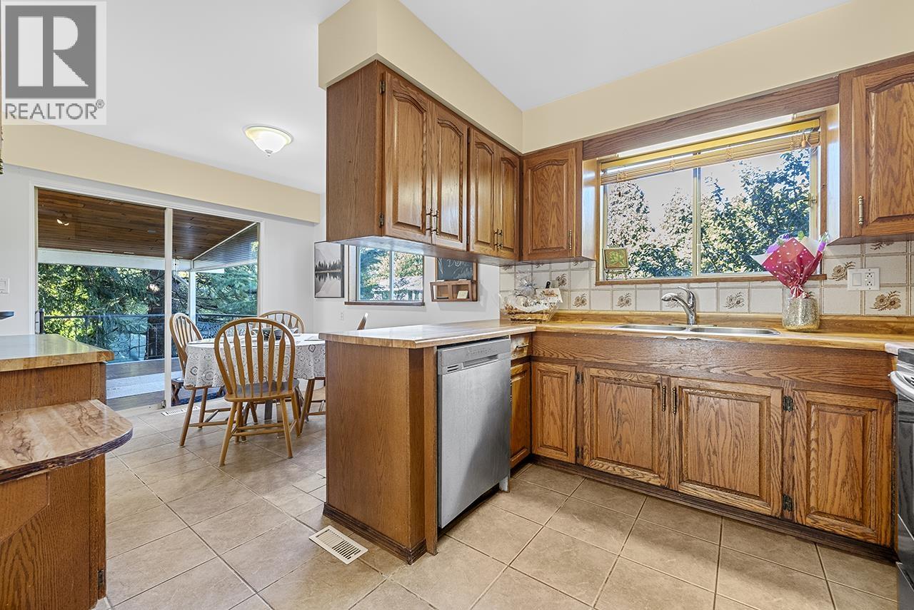 Photo 18 of 4925 2 Avenue, Delta BC