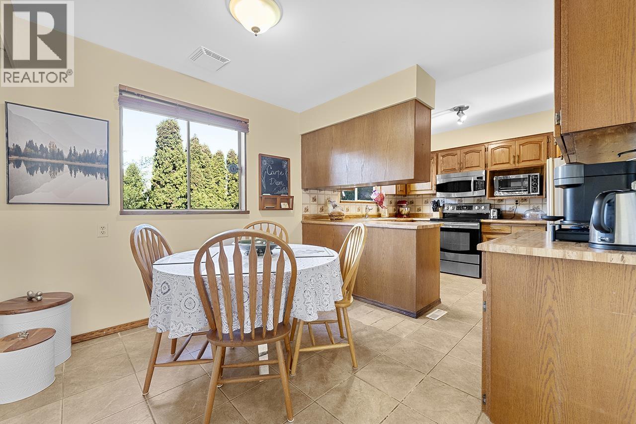 Photo 20 of 4925 2 Avenue, Delta BC