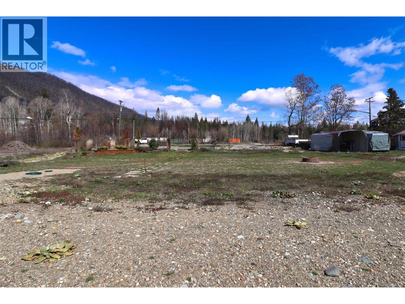 1497 LITTLE SHUSWAP Road, Chase