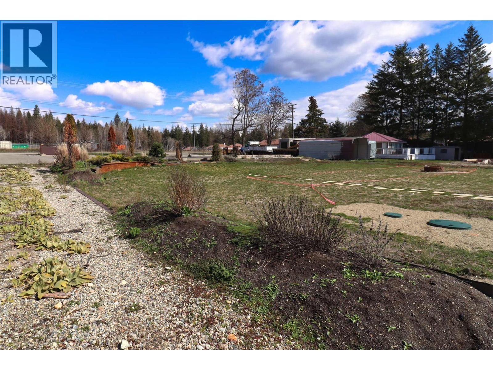 1497 LITTLE SHUSWAP Road, Chase