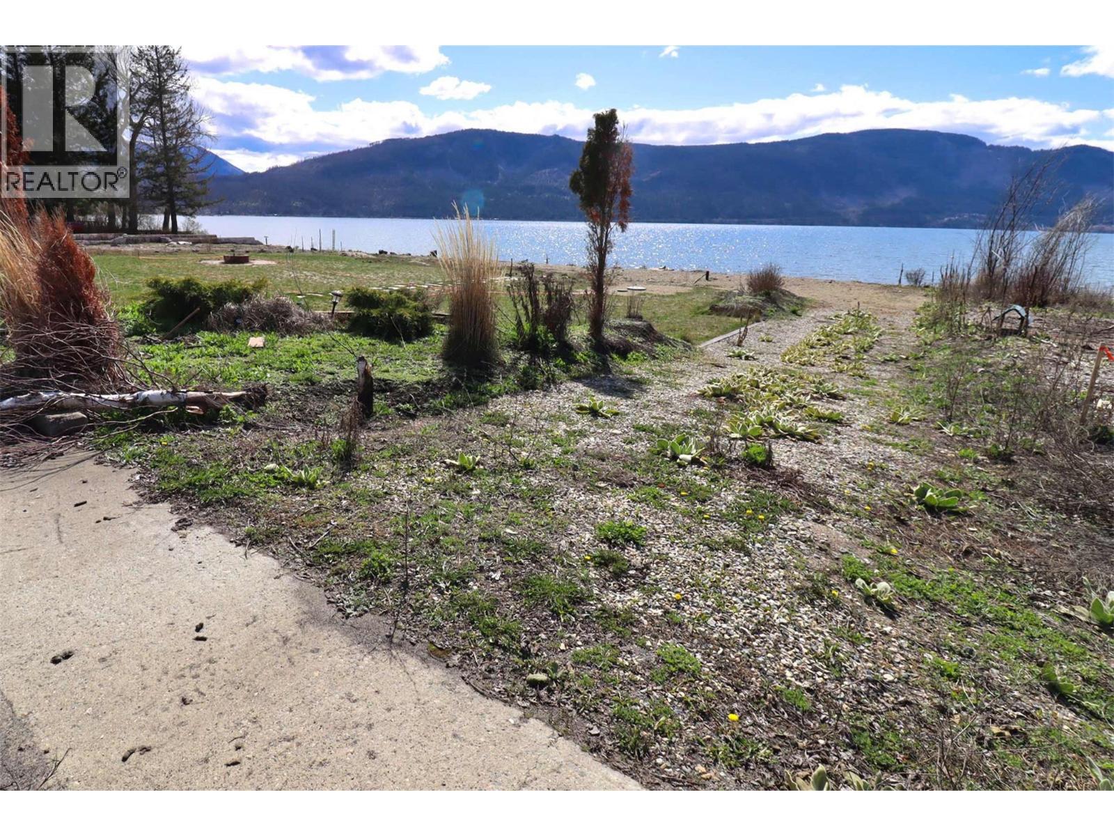 1497 LITTLE SHUSWAP Road, Chase