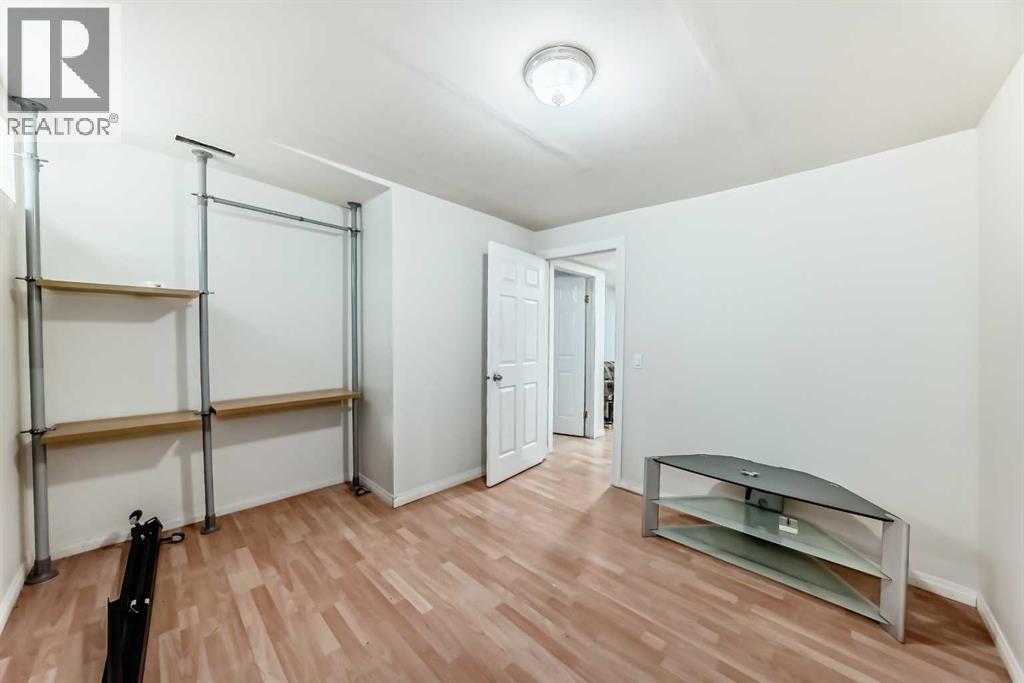 Photo 43 of 407 Citadel Meadow Bay Nw, Calgary AB