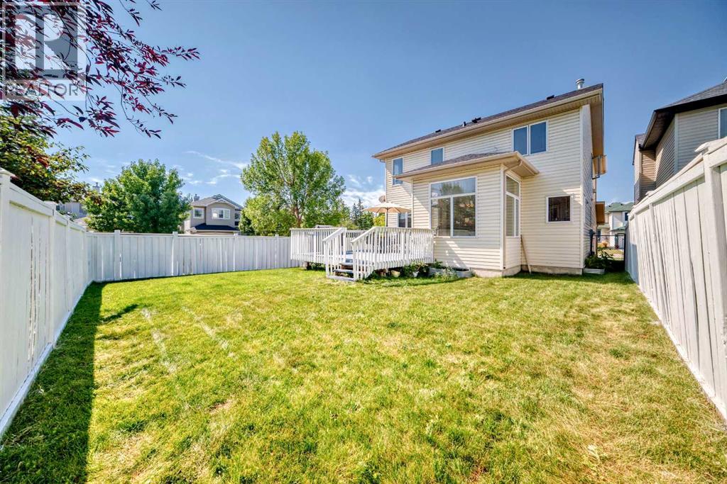 Photo 48 of 407 Citadel Meadow Bay Nw, Calgary AB