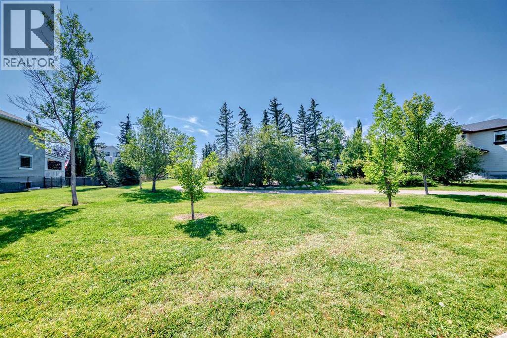 Photo 50 of 407 Citadel Meadow Bay Nw, Calgary AB