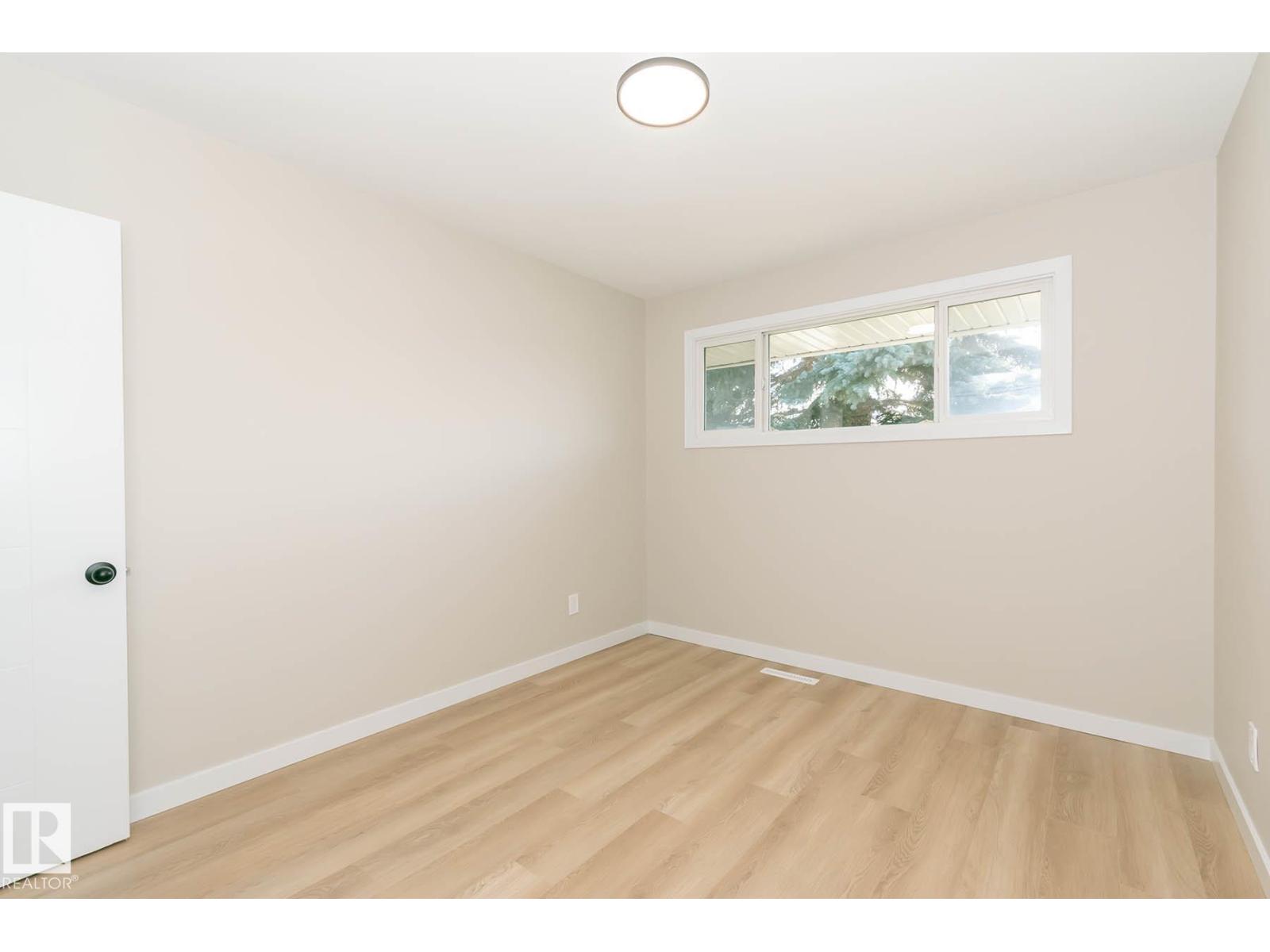 Photo 28 of 7923 159 St Nw, Edmonton AB
