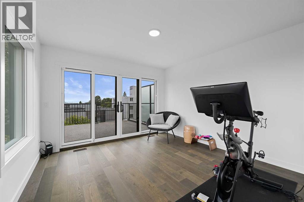 Photo 30 of 2100 17 A Street Sw, Calgary AB